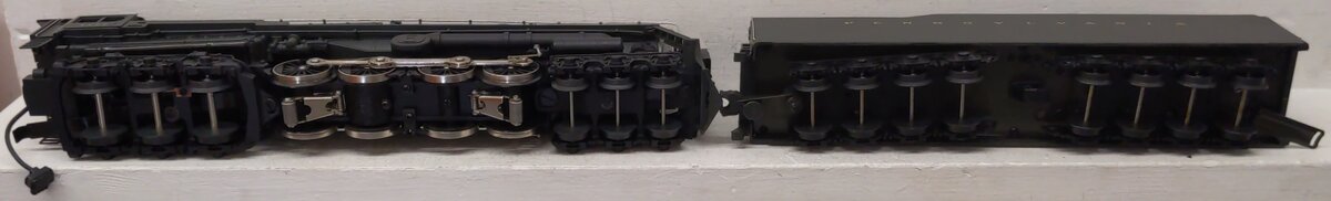 Lionel 6-18010 O PRR 6-8-6 Turbine Steam Locomotive & Tender with RS #6200 EX/Box