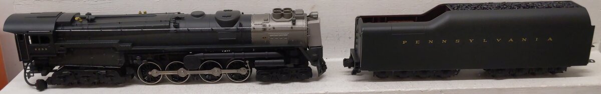 Lionel 6-18010 O PRR 6-8-6 Turbine Steam Locomotive & Tender with RS #6200 EX/Box