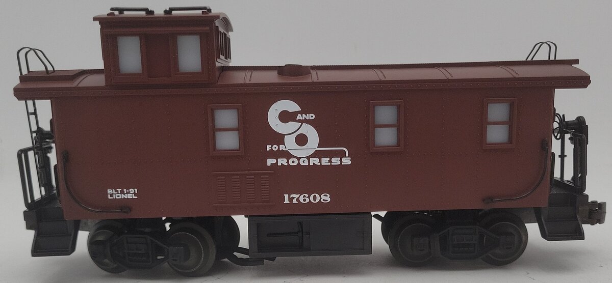 Lionel 6-17608 O Gauge Chessie Steelside Square Window Caboose #17608 w/ Smoke EX/Box