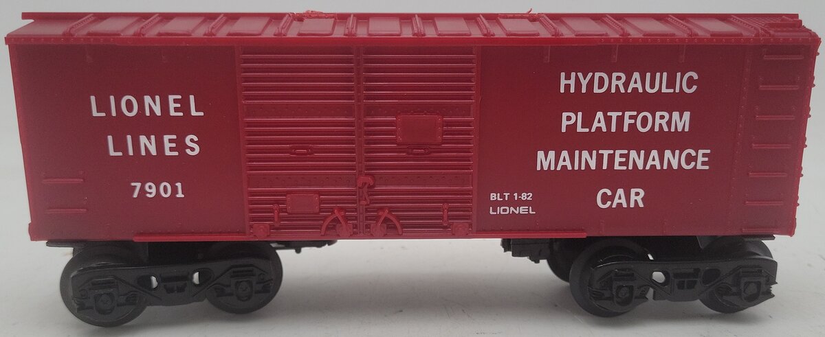 Lionel 6-7901 O Gauge Operating Cop & Hobo Car EX/Box