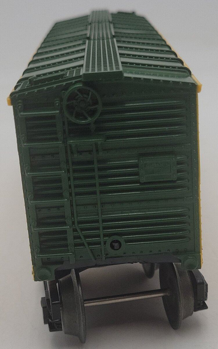 Lionel 6-16614 O Gauge Reading Operating Cop and Hobo Boxcar EX/Box