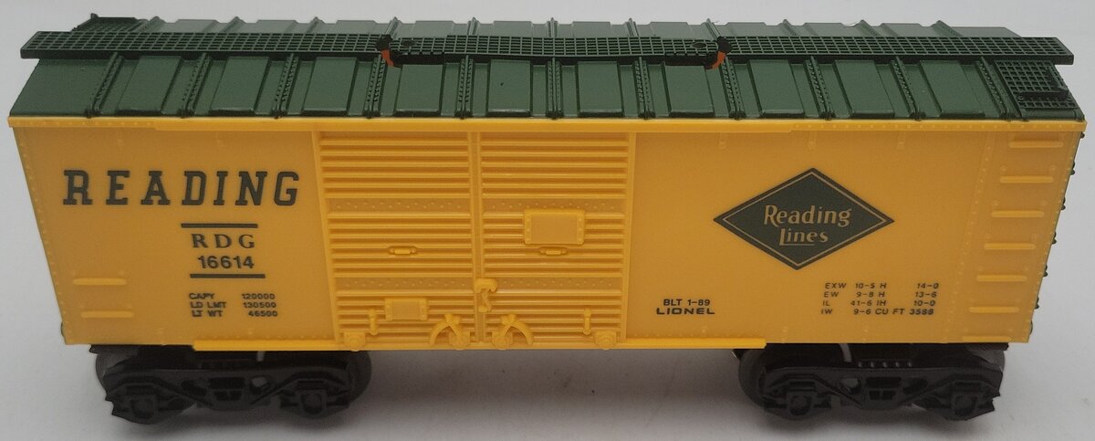 Lionel 6-16614 O Gauge Reading Operating Cop and Hobo Boxcar EX/Box