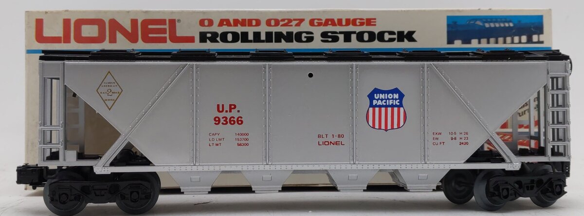 Lionel 6-9366 O Gauge Union Pacific Covered 4-Bay Hopper #9366 NIB