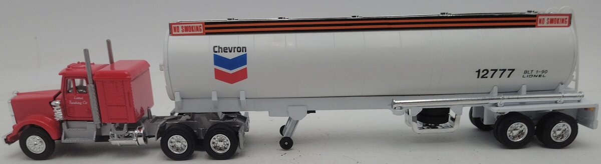 Lionel 6-12777 O Gauge Chevron Tractor and Tanker EX/Box