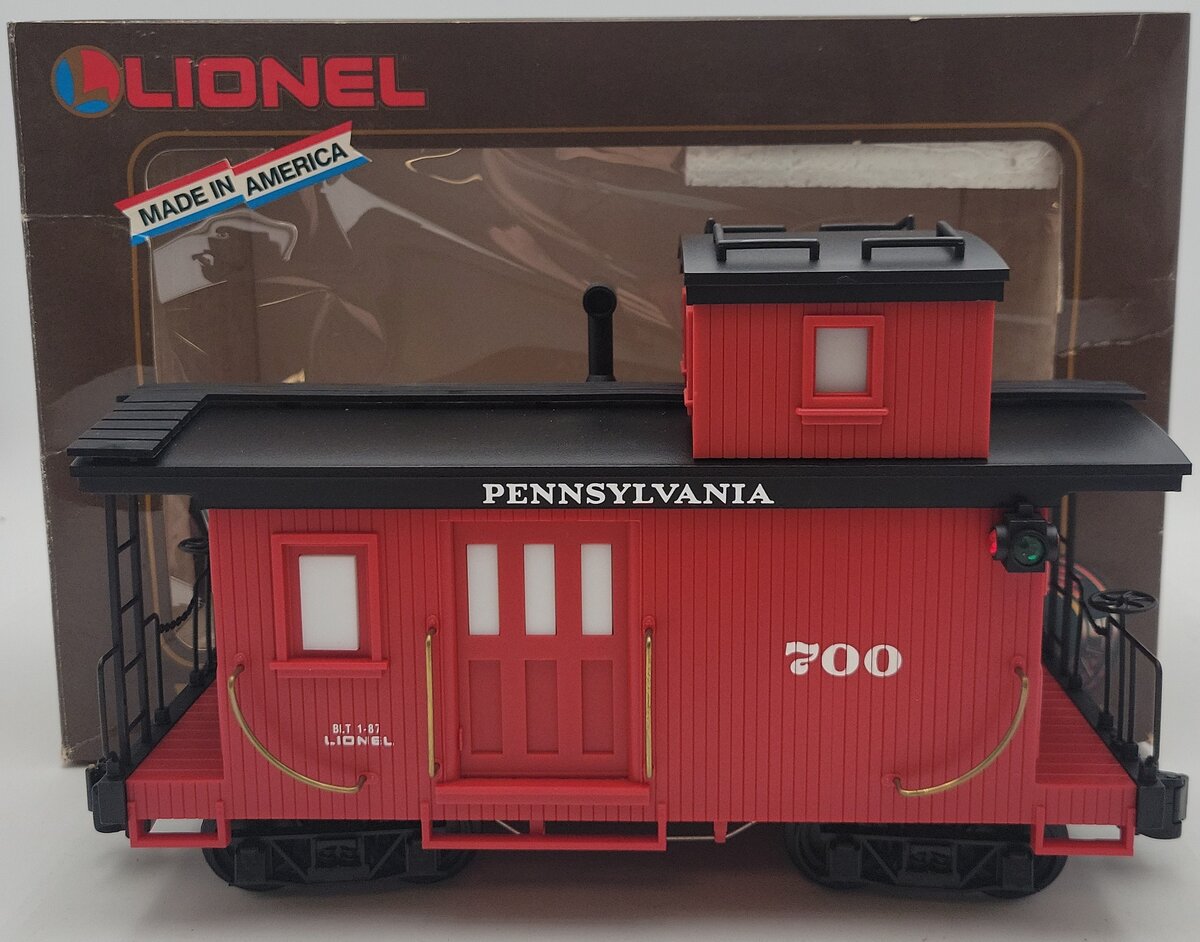 Lionel 8-87700 G Pennsylvania Illuminated Caboose #700 VG/Box