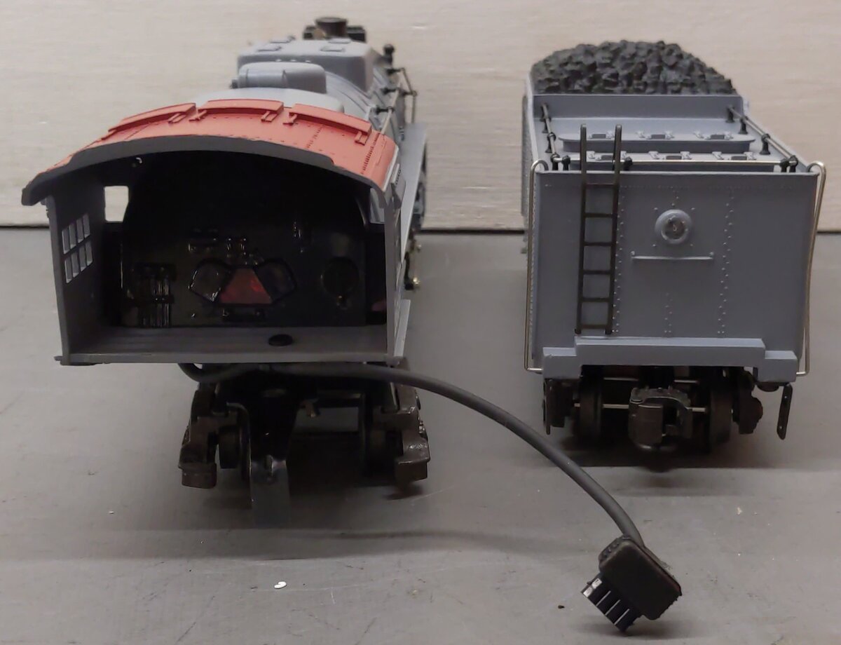 Lionel 6-18016 O Gauge Northern Pacific 4-8-4 Steam Locomotive & Tender #2626 EX/Box