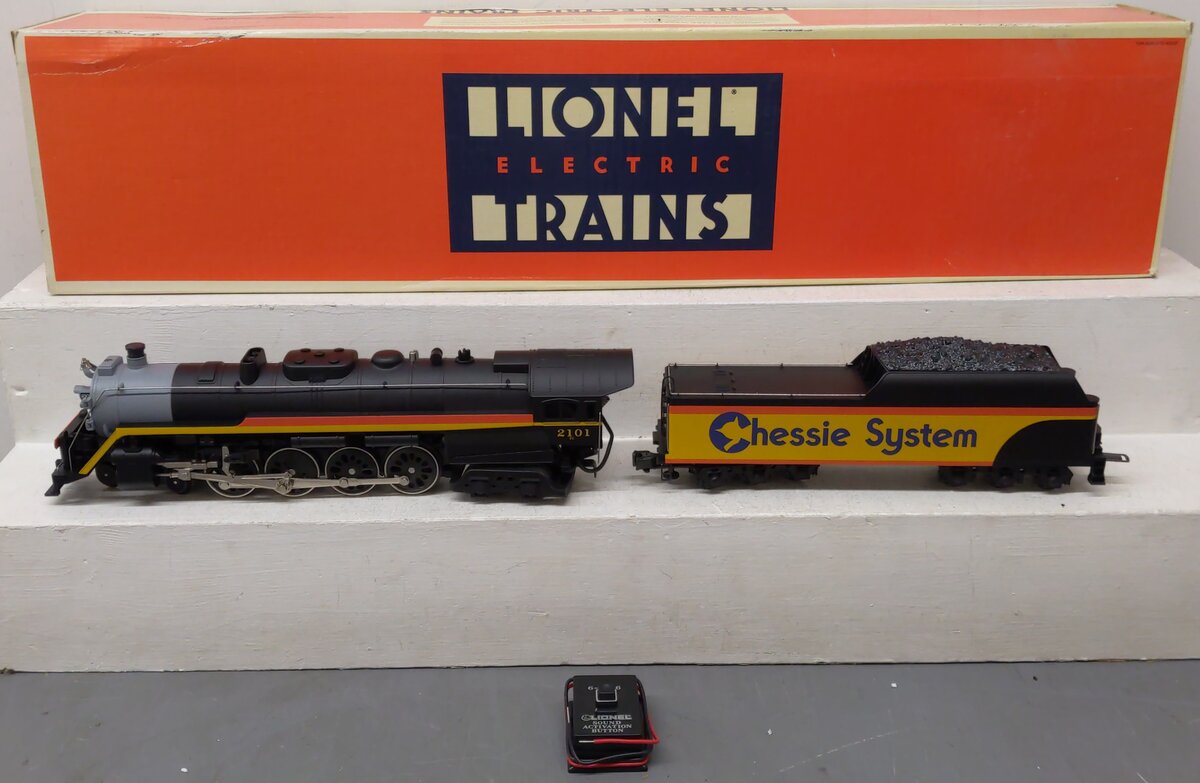 Lionel 6-18011 O Gauge Chessie 4-8-4 T1 Steam Locomotive & Tender #2101 EX/Box