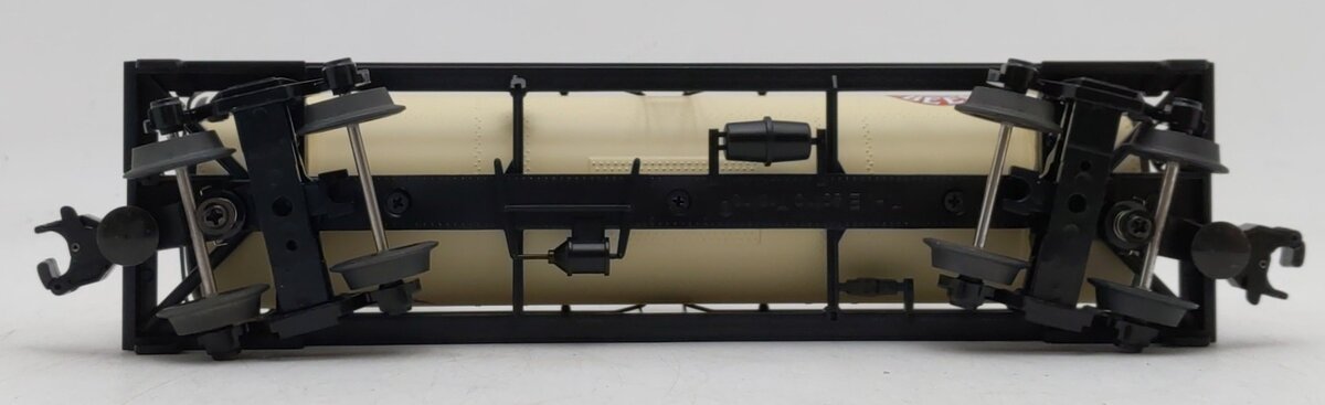 MTH 30-7368 O Gauge Pittsburgh Brewing Co. 3 Dome Tank Car #3 NIB