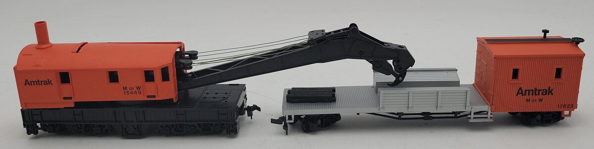 Bachmann 1438 HO Scale Amtrak Crane Car and Boom Tender Set EX/Box