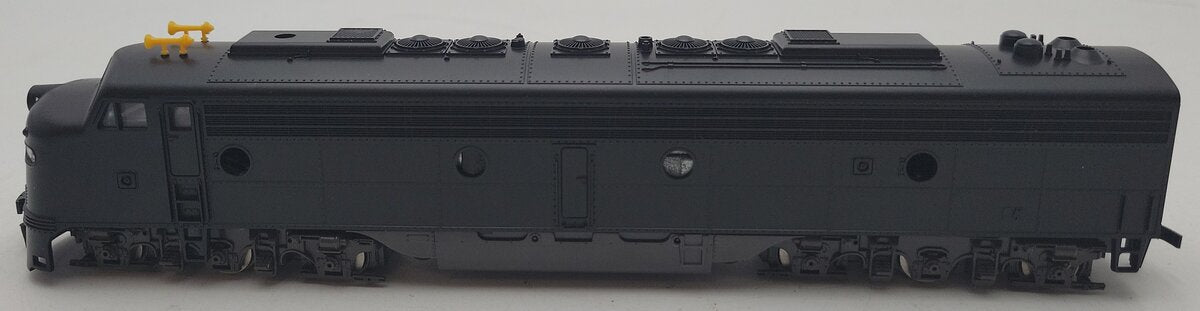 Model Power 909 HO Undecorated EMD E-7 Powered Diesel Locomotive LN/Box