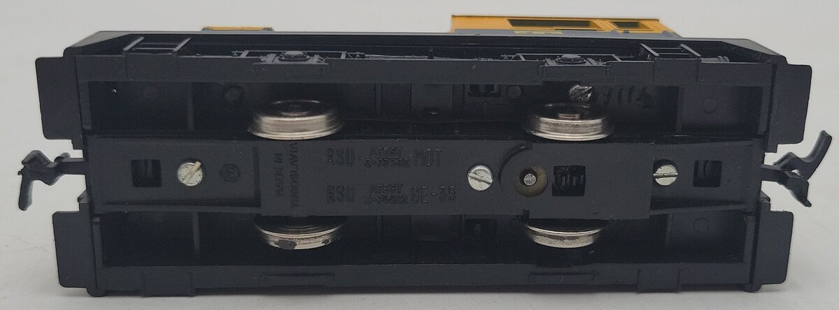 AHM 5001 HO Scale Santa Fe 0-4-0 MDT Switcher #332 EX/Box