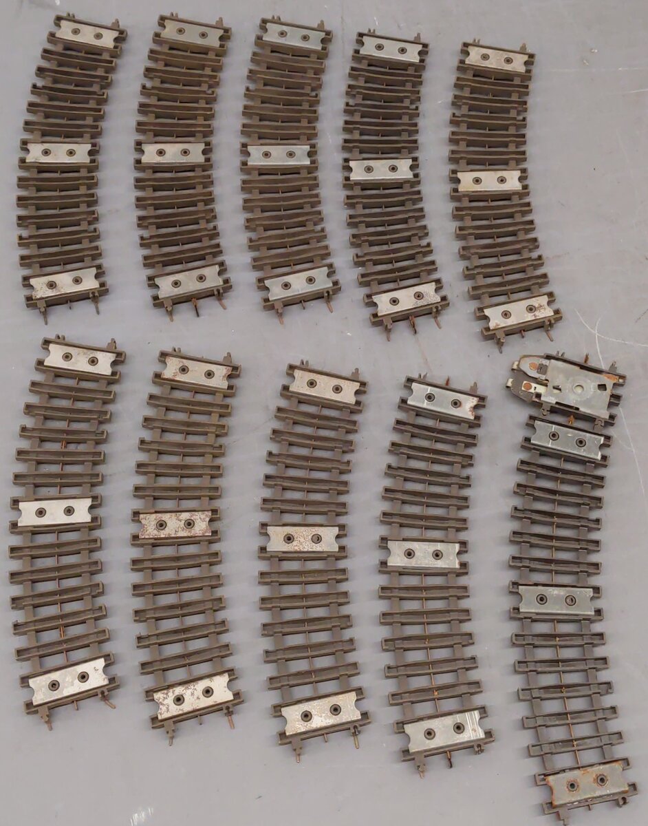 Lionel 49 Vintage O "Super O" Insulated Curved Track (Quantity of 10)