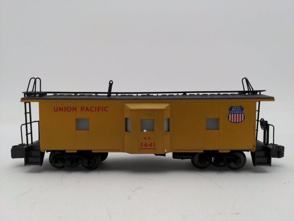 American Models 7714 S Gauge Union Pacific Caboose #5564 (Hi-Rail) EX