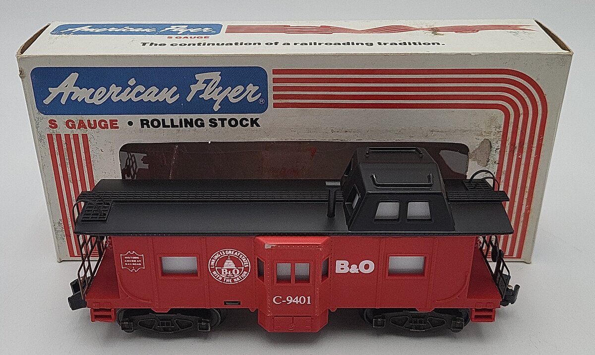 American Flyer 4-9401 S Gauge Baltimore & Ohio Bay Window Illuminated Caboose EX/Box