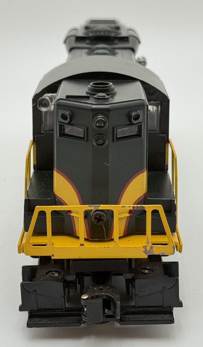 Lionel 6-8063 O Gauge Seaboard Coast Line SD-9 Diesel Locomotive #8063 VG