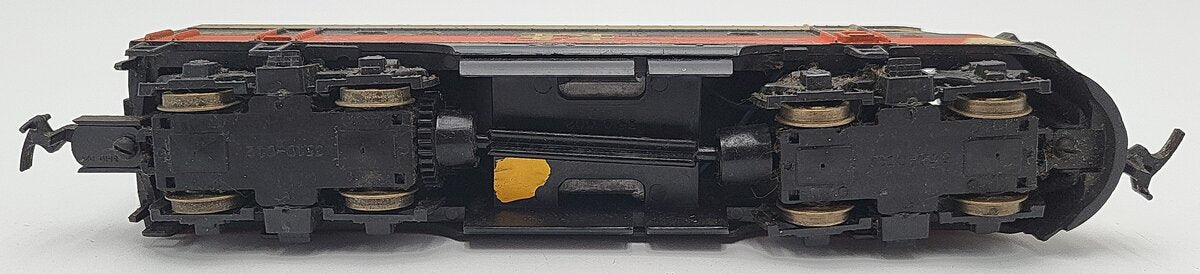 Revell HO Scale New Haven Diesel Locomotive #2011 VG