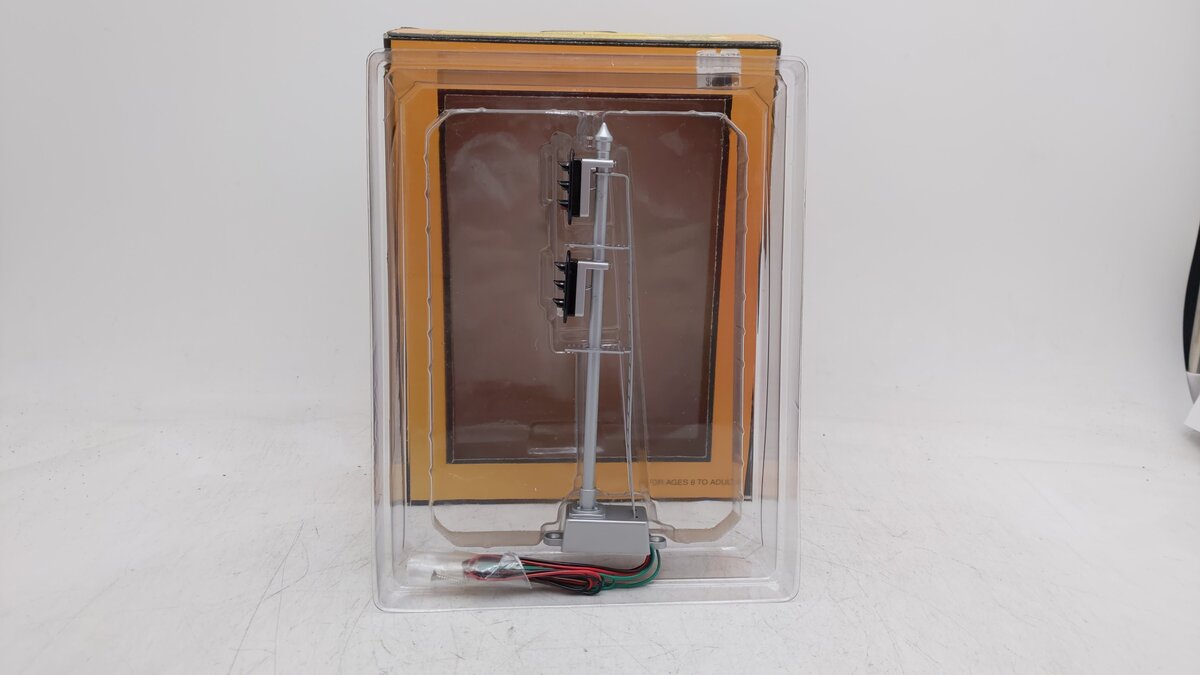 MTH 30-11024 O 3 Over 3 Vertical Signal LN/Box