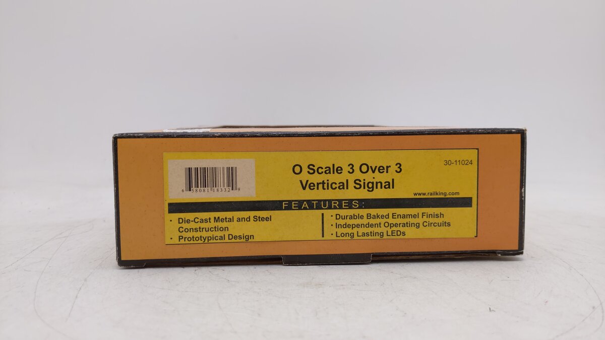 MTH 30-11024 O 3 Over 3 Vertical Signal LN/Box