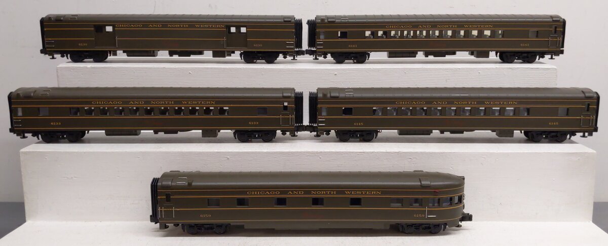 MTH 20-6536 O Gauge Chicago North Western 70' Streamlined Passenger Car Set EX/Box