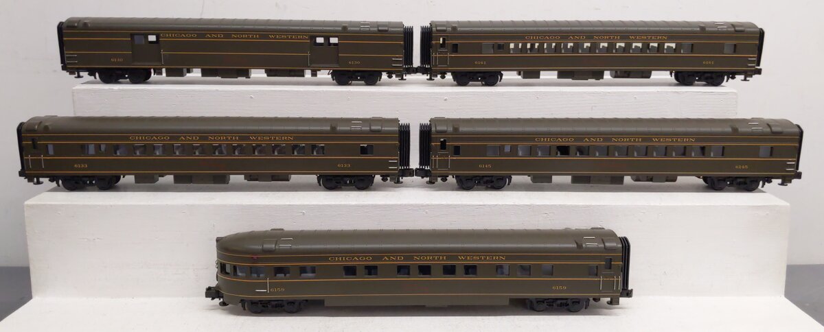 MTH 20-6536 O Gauge Chicago North Western 70' Streamlined Passenger Car Set EX/Box
