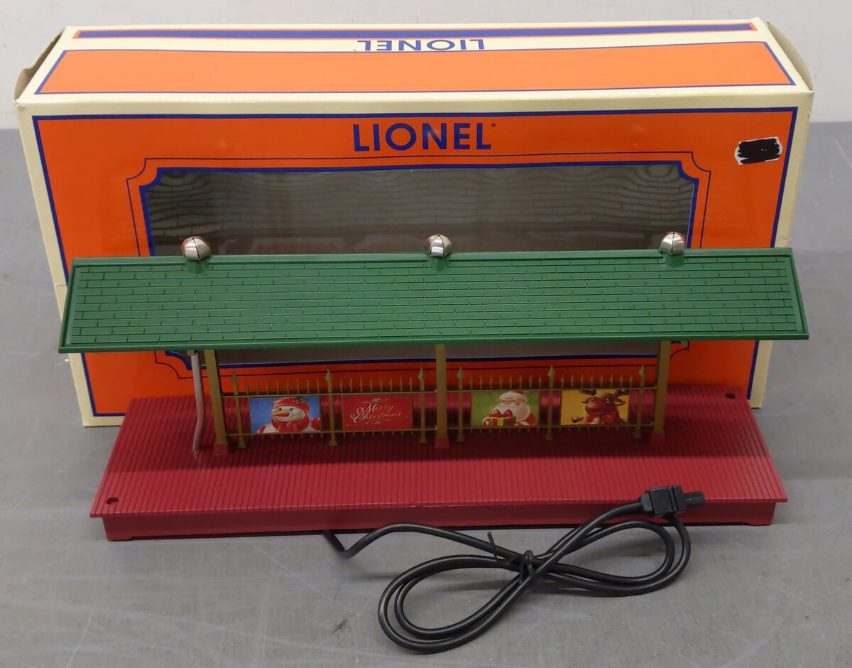 Lionel 6-84372 O Christmas Station Platform EX/Box