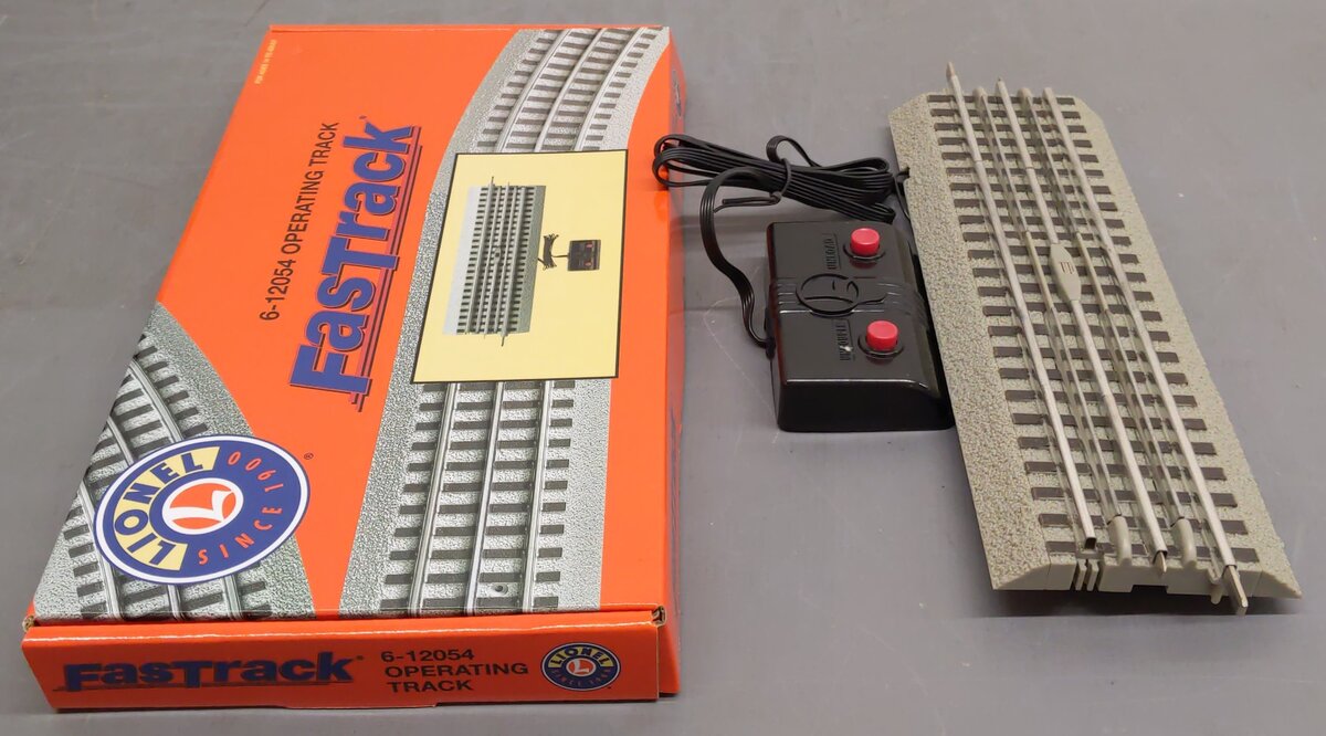 Lionel 6-12054 O FasTrack Operating Track Section EX/Box