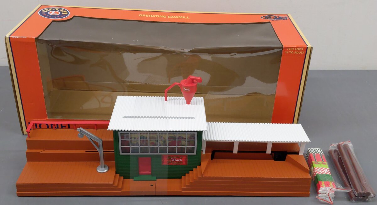 Lionel 6-82050 O Command Control Santa's Workshop Sawmill w/Sound EX/Box