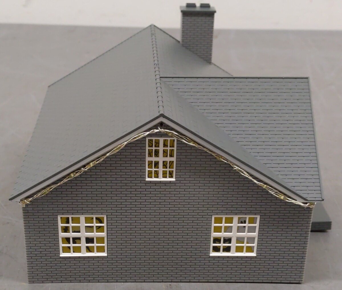 Lionel 1929110 O Plug-Expand-Play Halloween House EX/Box