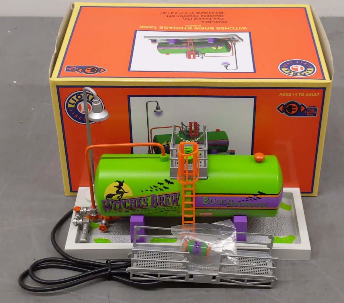 Lionel 6-85310 O Gauge Halloween Witches Brew Storage Tank Car EX/Box