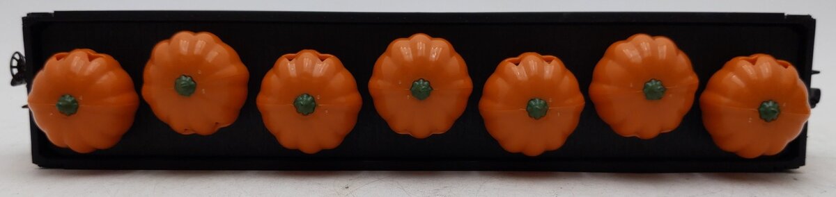 MTH 30-72192 O Halloween Gondola Car with Flickering Lighted Jack-O-Lanterns EX/Box