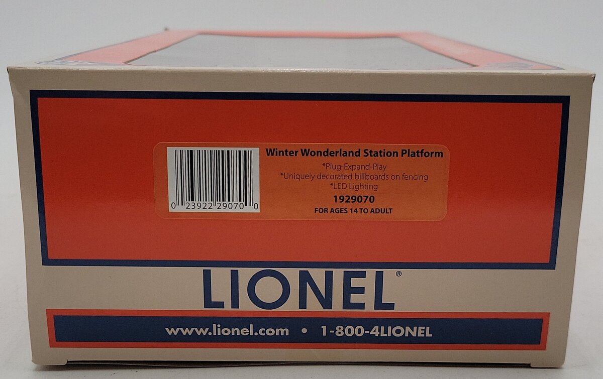 Lionel 1929070 O Winter Wonderland Plug-Expand-Play Station Platform LN/Box
