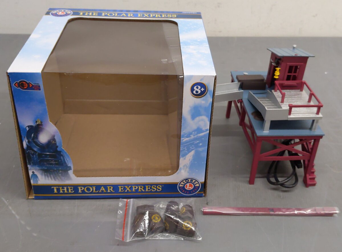 Lionel 1929050 O Scale The Polar Express Barrel Loader Building EX/Box