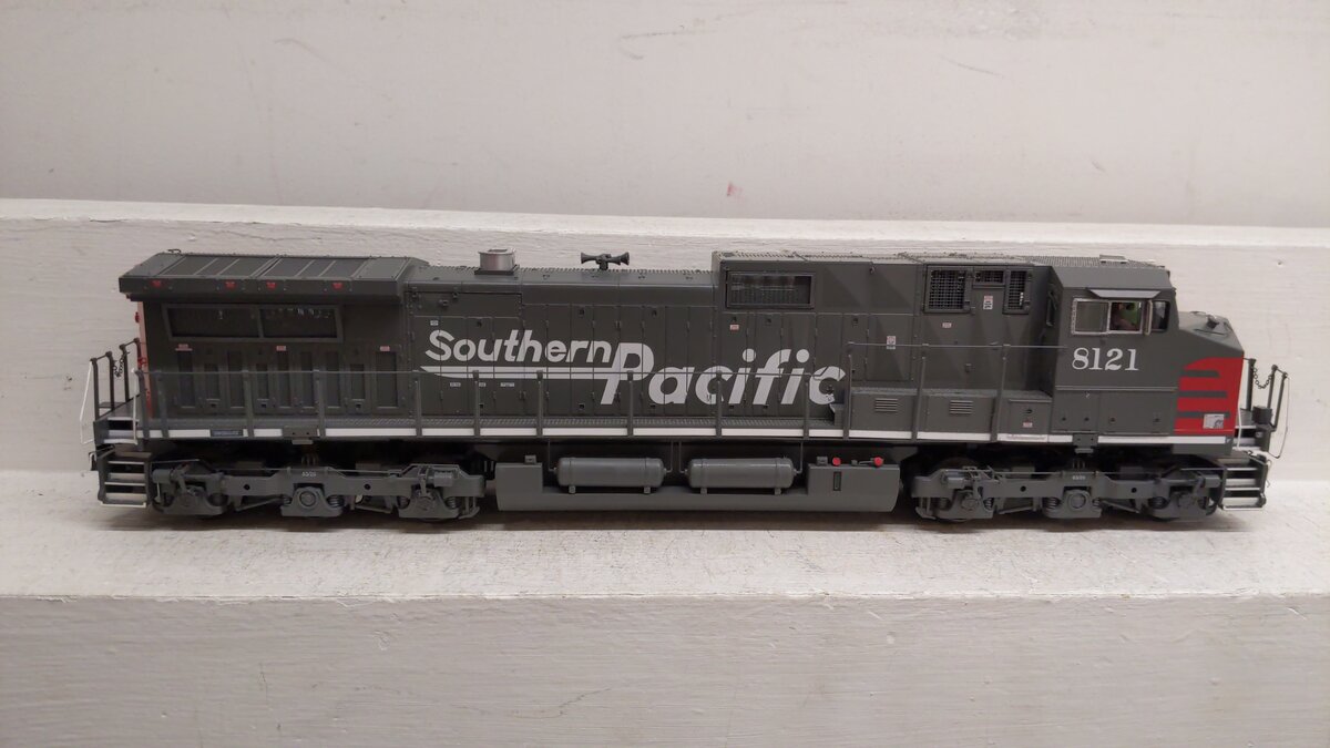 MTH 20-21146-1 O Southern Pacific Dash-9 Diesel Engine #8121 w/PS3 EX/Box