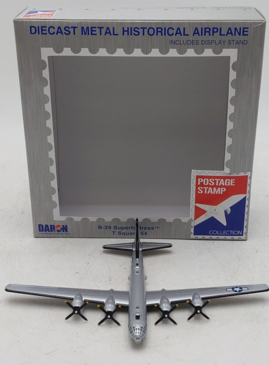 Daron Worldwide Trading PS5388-2 1:200 T-Square B-29 Museum of Flight #54 LN/Box