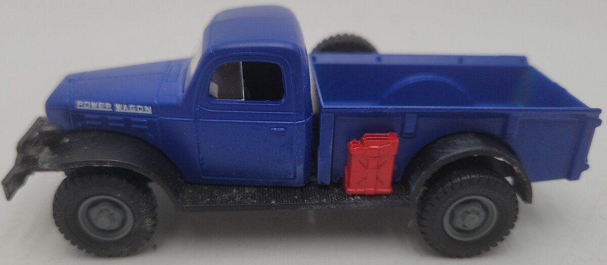 Menards 279-9393 1:48 Blue 1947 Power Wagon Truck EX/Box