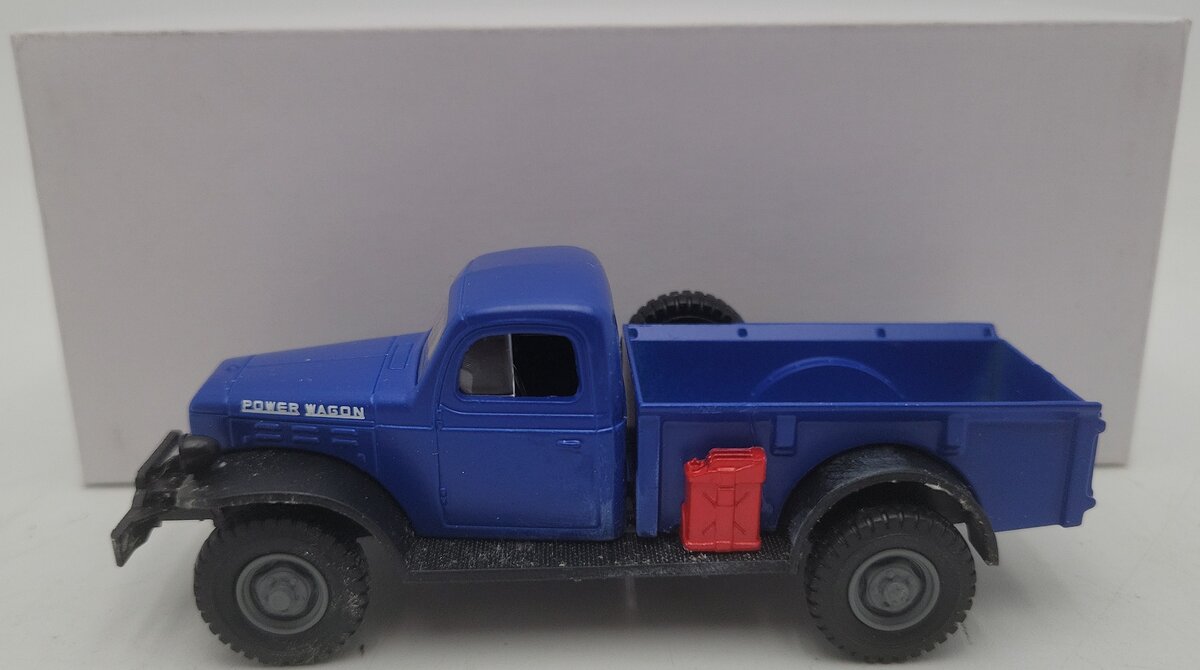 Menards 279-9393 1:48 Blue 1947 Power Wagon Truck EX/Box