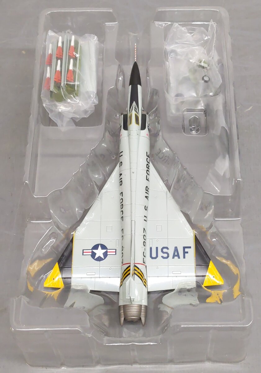 Hobby Master HA3105 1:72 F-102A Delta Dagger Fighter Jet LN/Box