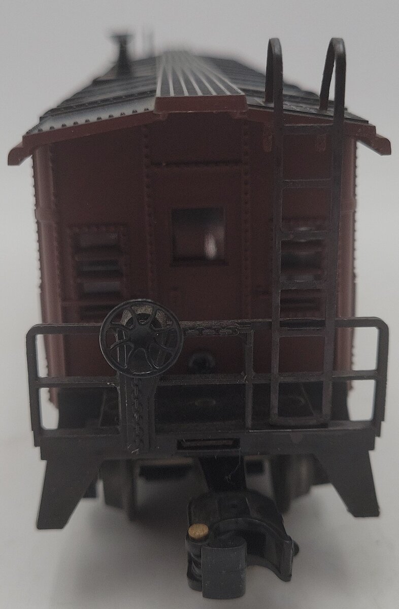 Lionel 6-16510 O New Haven Bay Window Caboose with Lighted Interior #16510 VG/Box