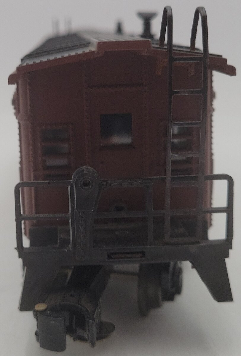 Lionel 6-16510 O New Haven Bay Window Caboose with Lighted Interior #16510 VG/Box