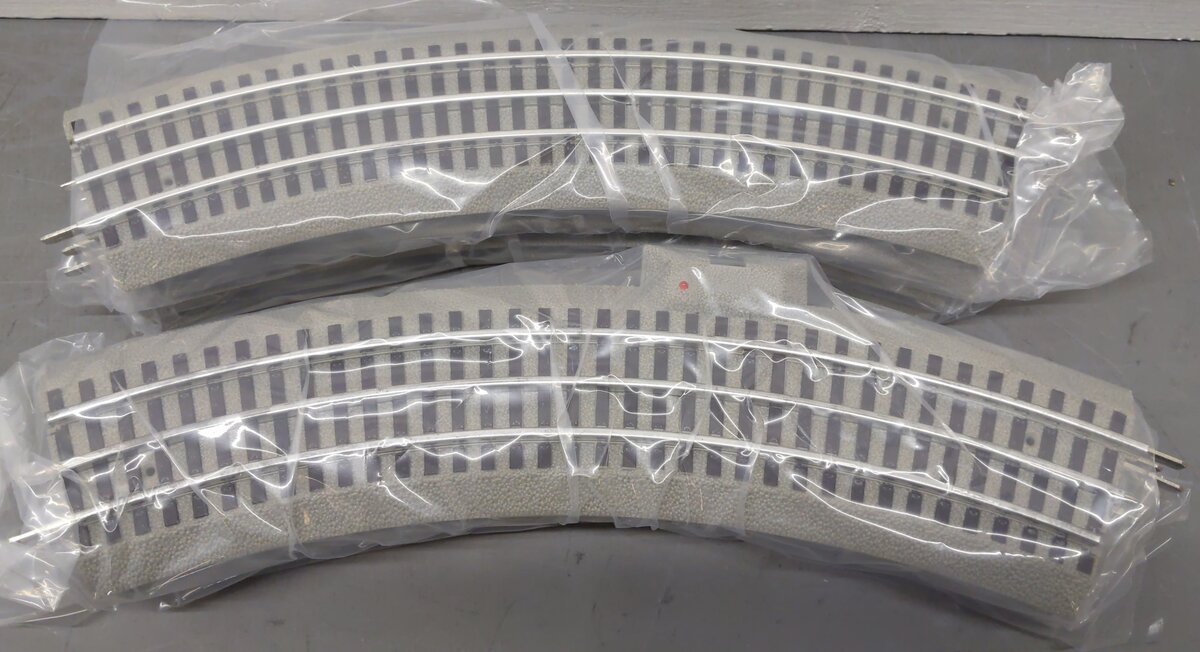 Lionel 6-81288 Lionel Junction Pet Shop LionChief O Gauge Diesel Train Set EX/Box