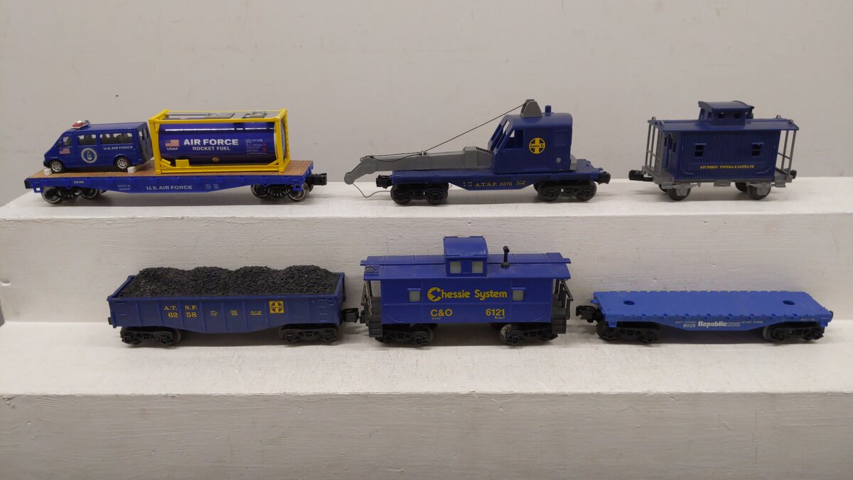 Lionel & Others O Gauge Assorted Freight Cars [6] VG