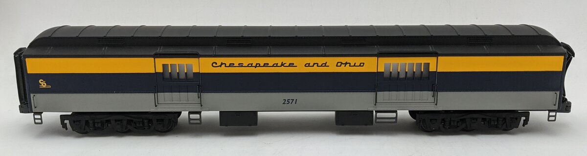 Lionel 6-19088 O Chesapeake & Ohio Heavyweight Baggage Car #2571 EX