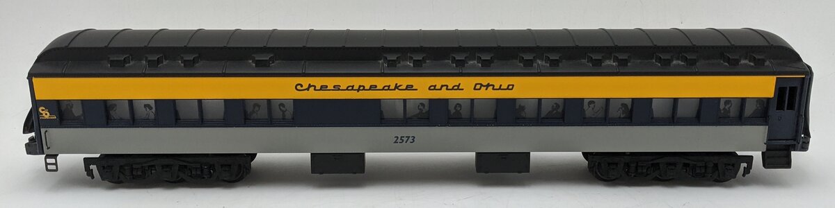Lionel 6-19090 O Gauge Chesapeake and Ohio Heavyweight Diner Car #2573 EX