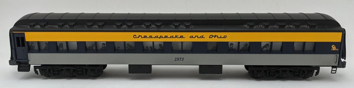Lionel 6-19090 O Gauge Chesapeake and Ohio Heavyweight Diner Car #2573 EX