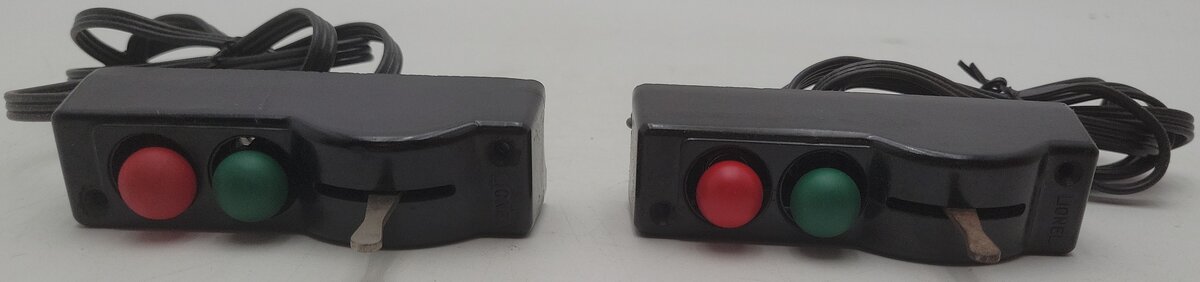 Lionel O22 Vintage O Left-Hand & Right-Hand Remote Control Switches (Pair of 2) VG/Box