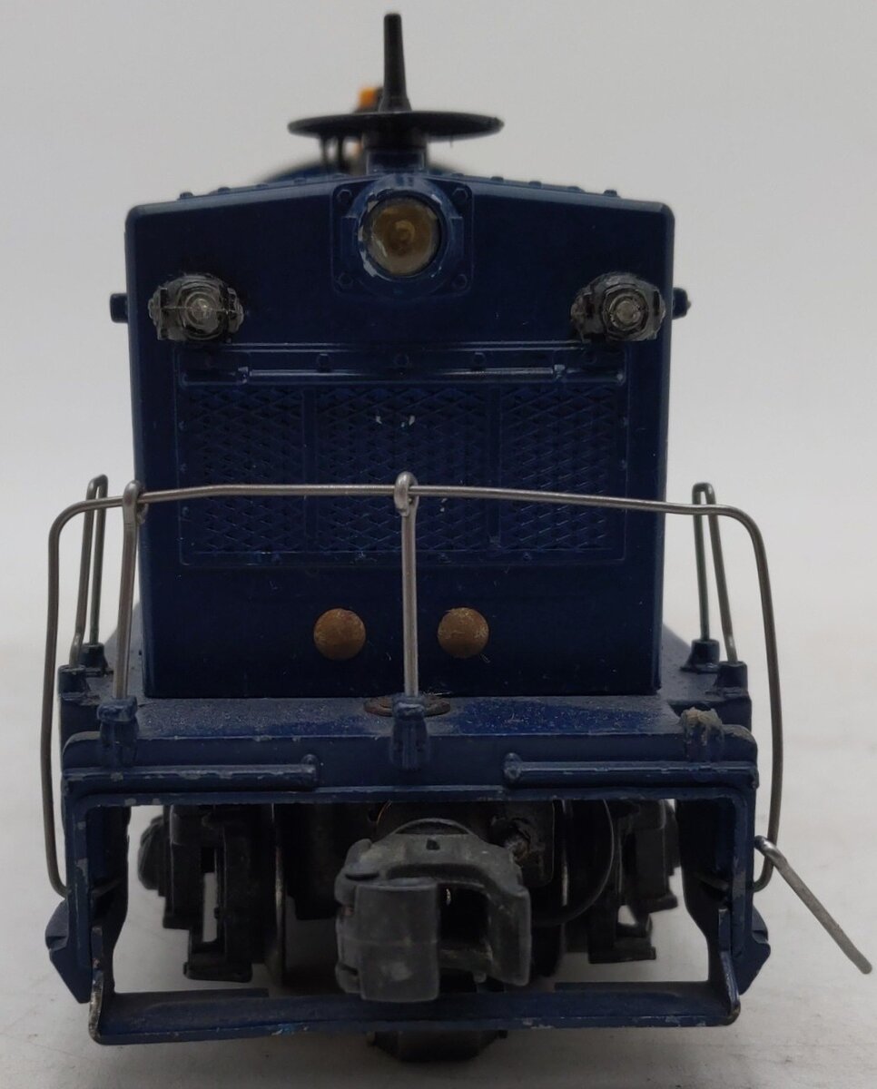 Lionel 624 Vintage O Chesapeake & Ohio NW-2 Powered Diesel Locomotive VG