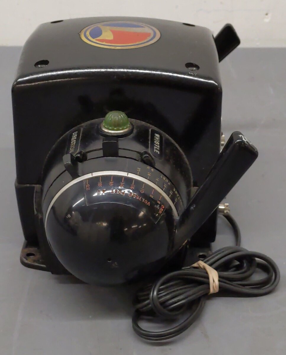 Lionel ZW Vintage O Gauge Trainmaster 275 Watt Transformer with Whistle VG/Box