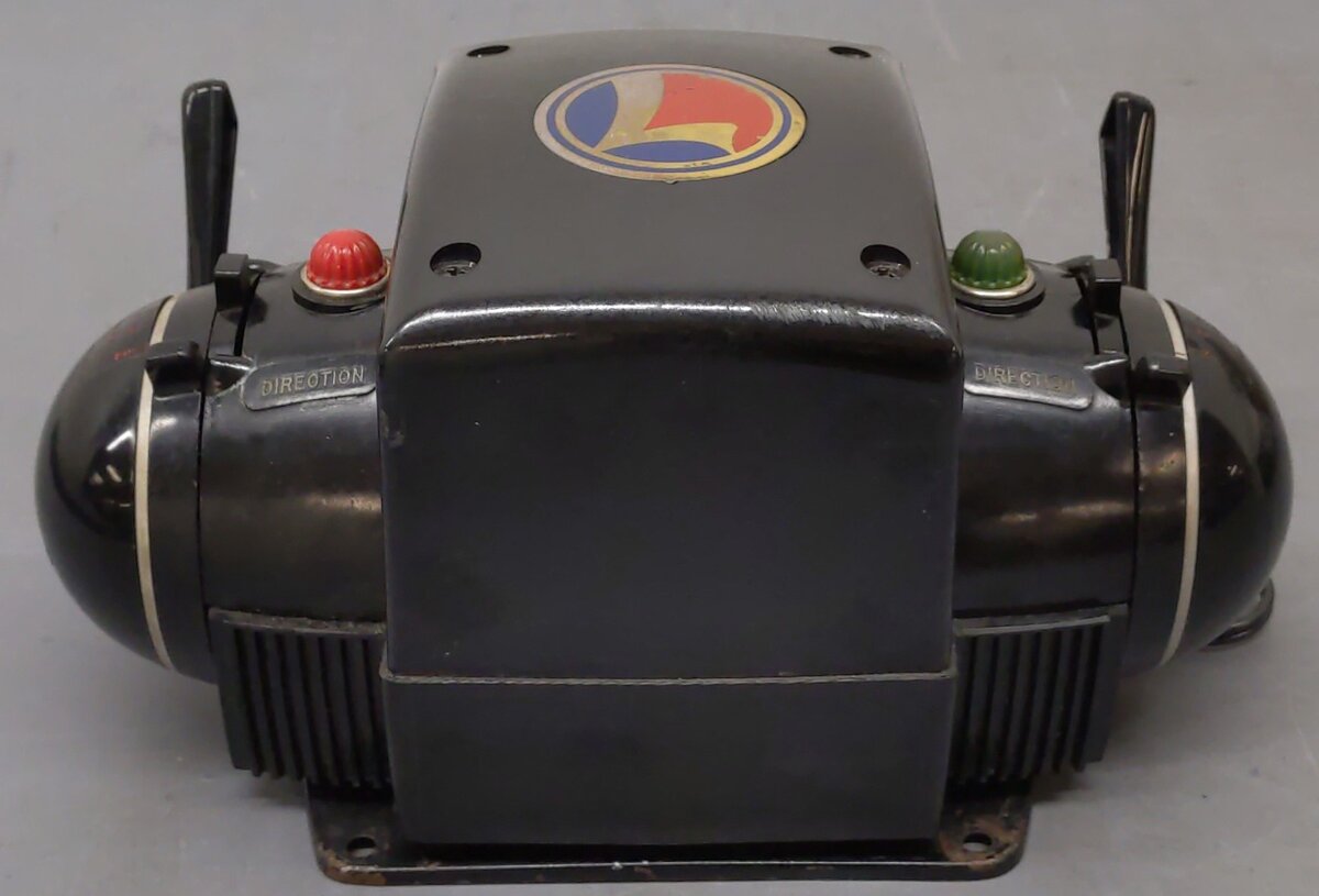Lionel ZW Vintage O Gauge Trainmaster 275 Watt Transformer with Whistle VG/Box