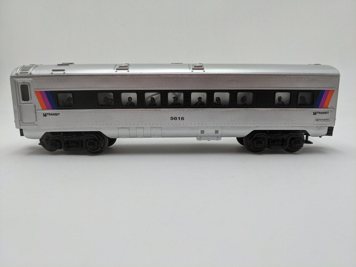 Lionel 6-35236 O Gauge New Jersey Transit Coach Car #5616 VG