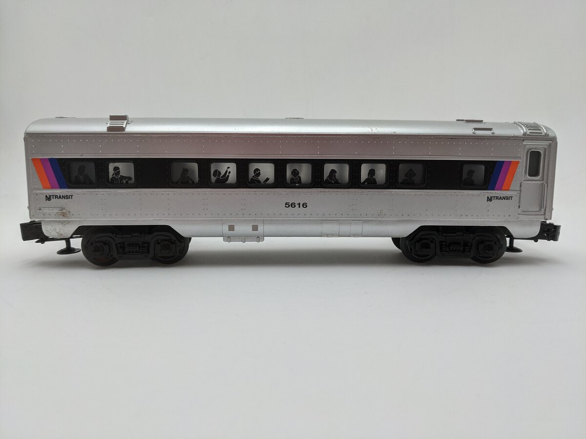 Lionel 6-35236 O Gauge New Jersey Transit Coach Car #5616 VG